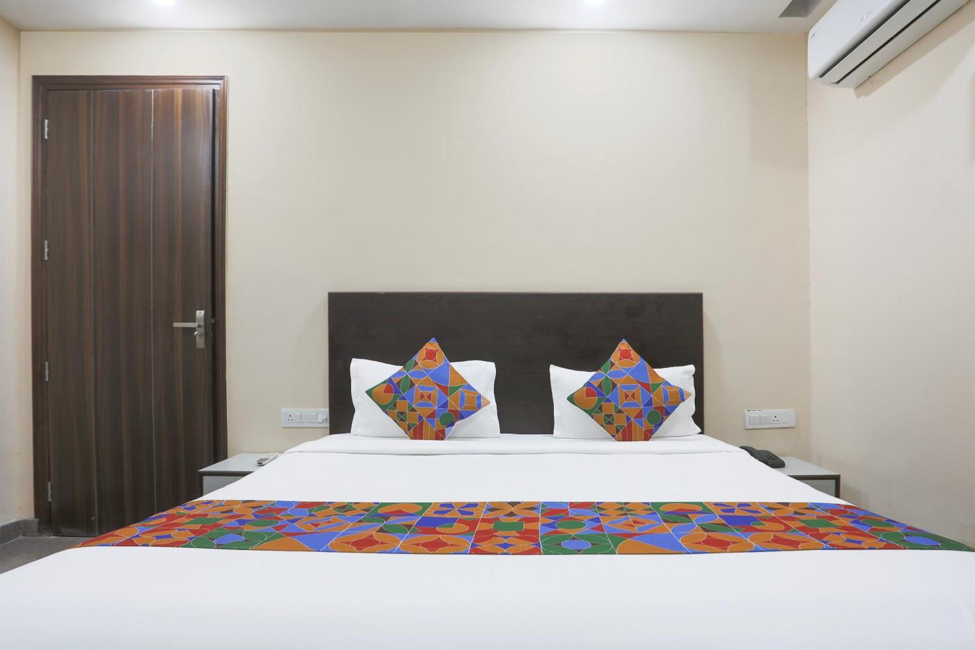 Fabhotel Bliss Premium Gurgaon Exterior foto