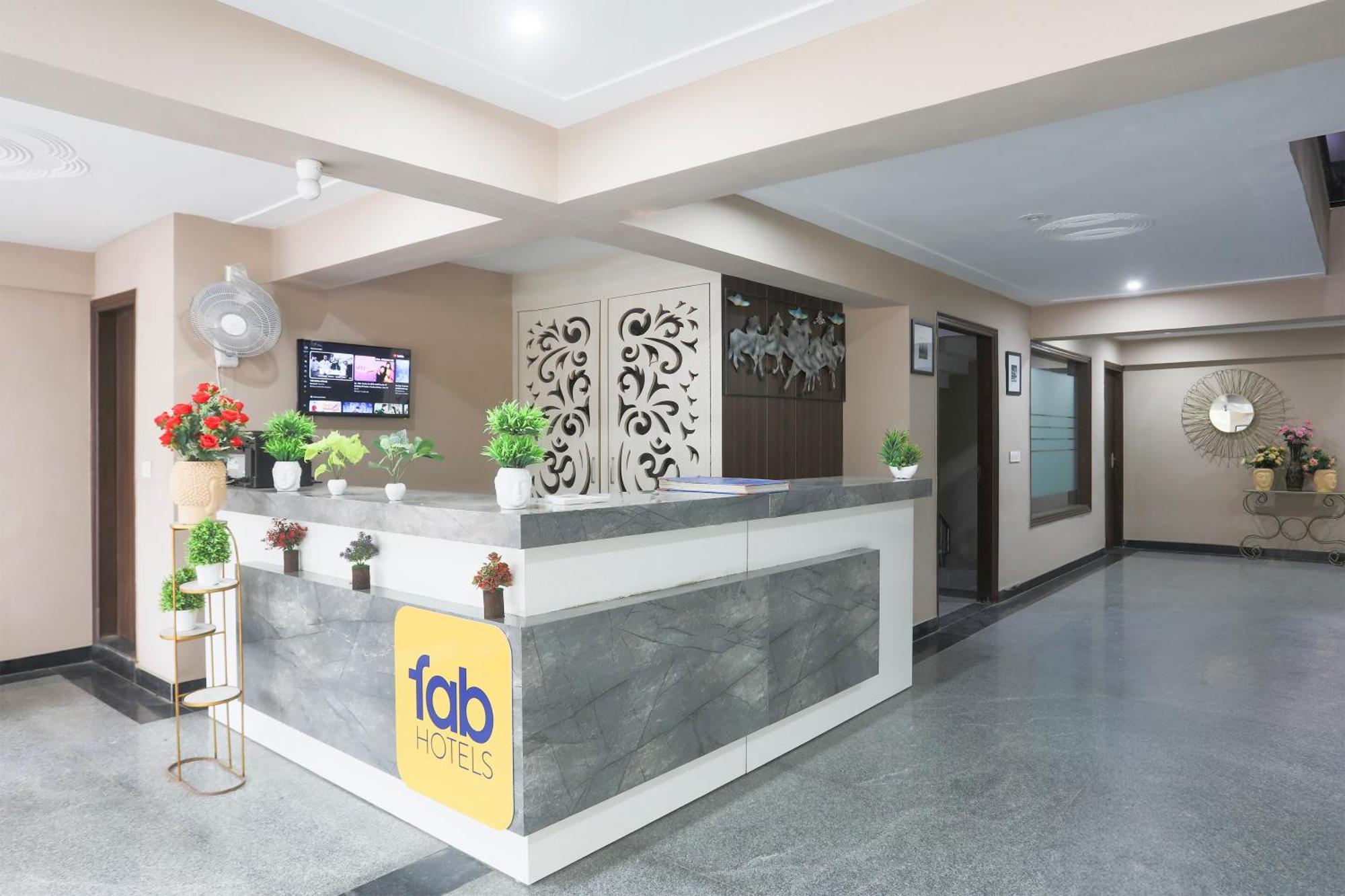 Fabhotel Bliss Premium Gurgaon Exterior foto